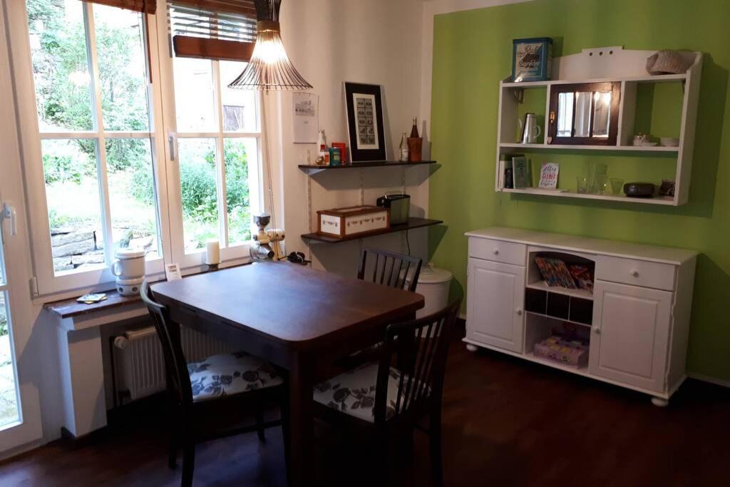 Eine Gemuetliche Ferienwohnung Mit Garten 바트카를스하펜 외부 사진