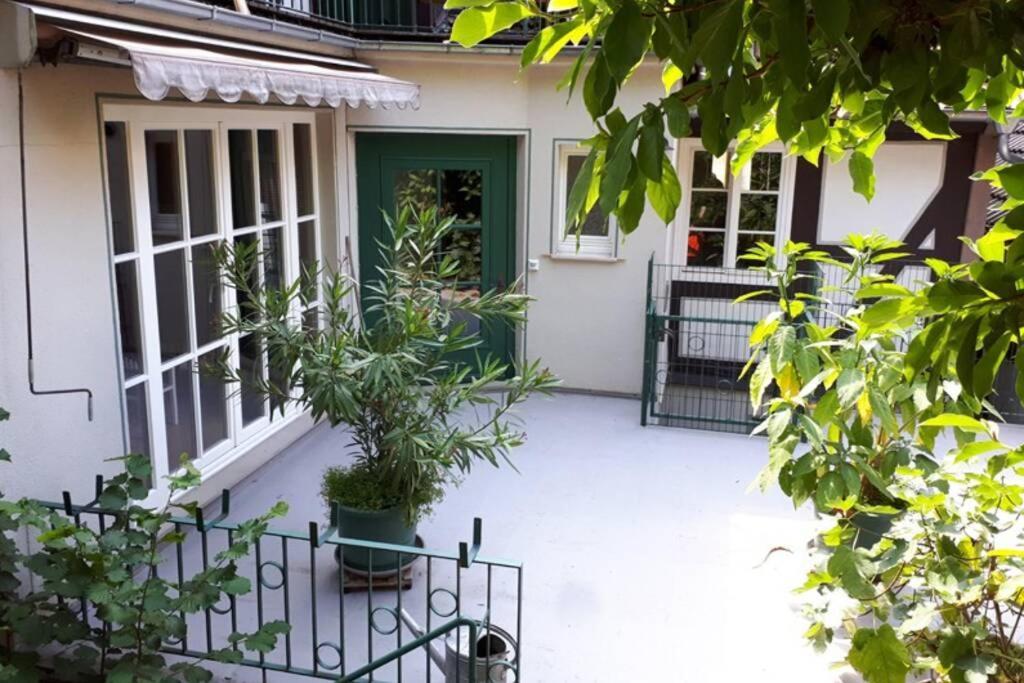 Eine Gemuetliche Ferienwohnung Mit Garten 바트카를스하펜 외부 사진